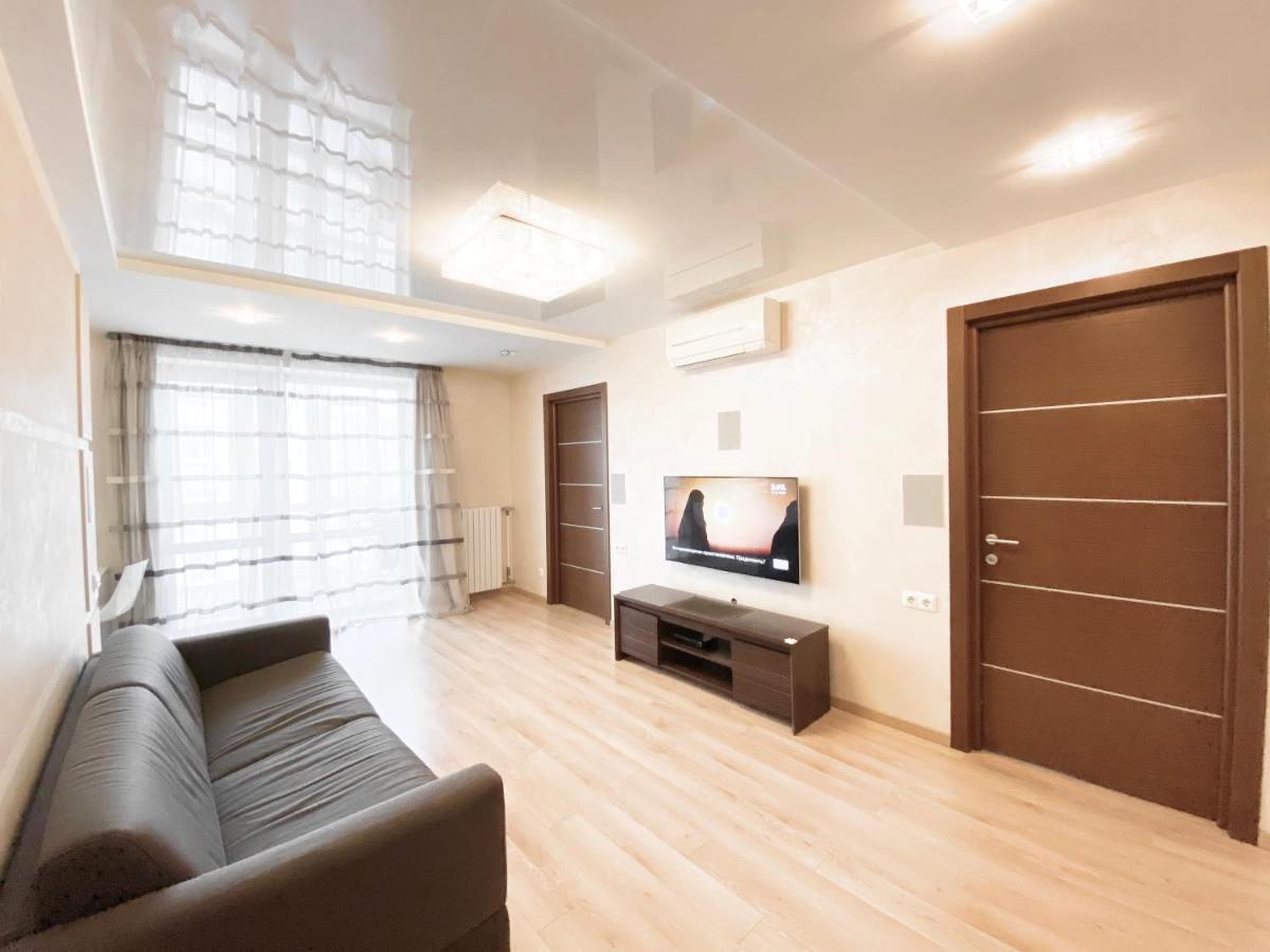 2-Bedroom Apartment Most City Area, Ekaterynoslav Square Dnipro Exterior foto