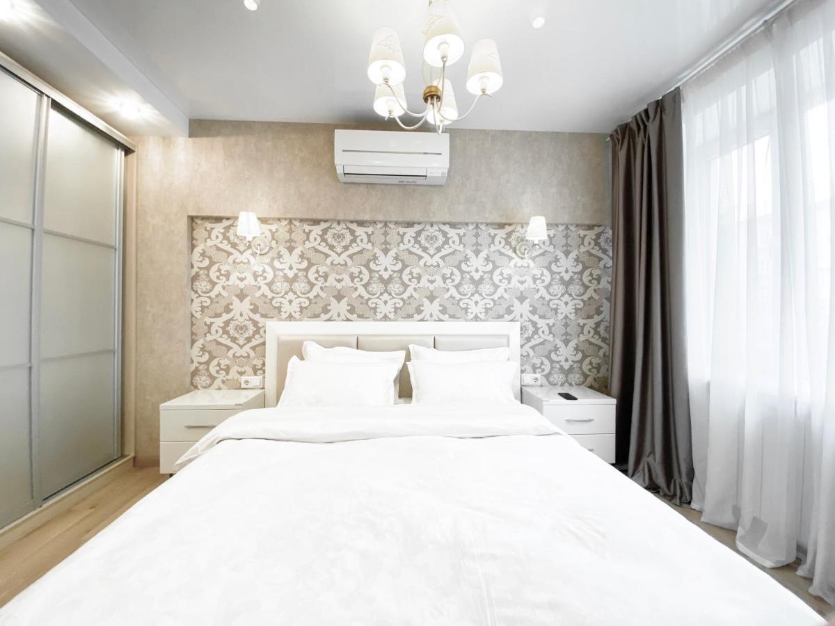 2-Bedroom Apartment Most City Area, Ekaterynoslav Square Dnipro Exterior foto