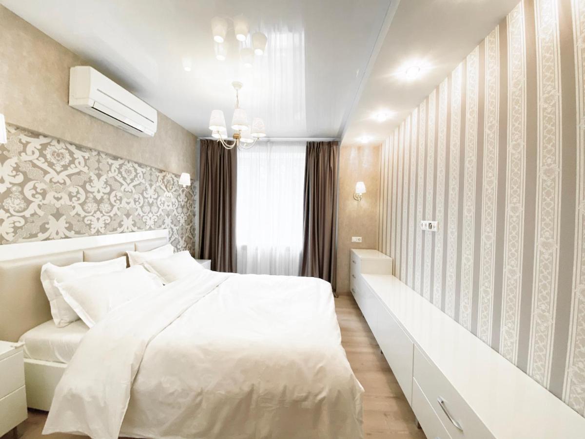 2-Bedroom Apartment Most City Area, Ekaterynoslav Square Dnipro Exterior foto