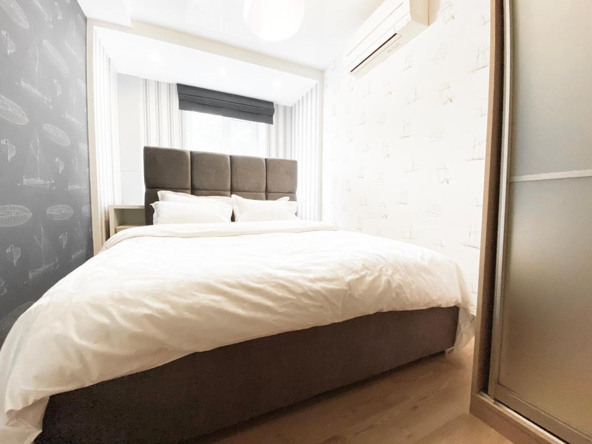 2-Bedroom Apartment Most City Area, Ekaterynoslav Square Dnipro Exterior foto